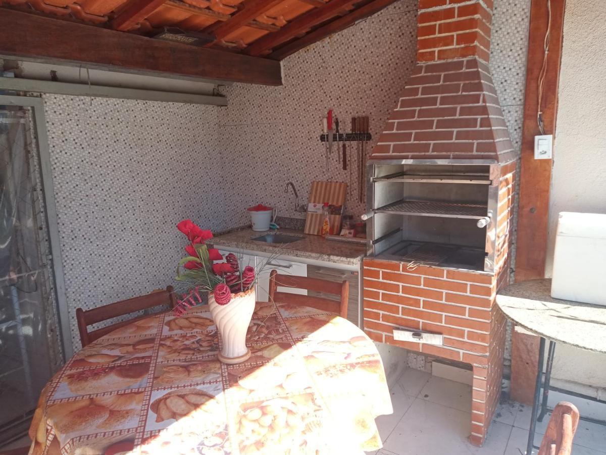 Casa de hóspedes Confortavel - Banheiro Privativo!